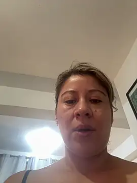 Snapshot of luna_desiree chatting on 19, 3, 2026 luna desiree online show from 19, 3, 2026