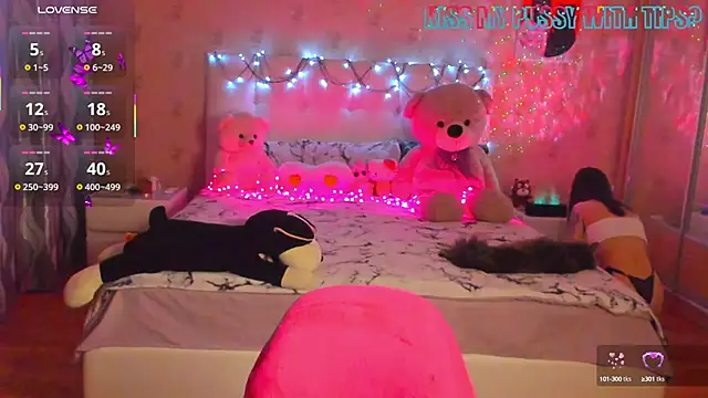 Snapshot of unearthly_di chatting on 4, 10, 2025 unearthly di online show from 4, 10, 2025