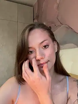 Rosie Holmes  online show from 13, 9, 2025