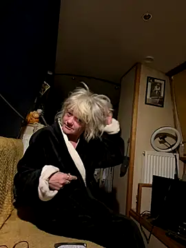 ladyboatlady online show from 1, 11, 2025