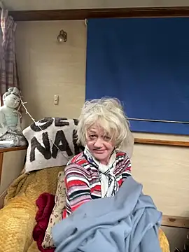 ladyboatlady online show from 12, 2, 2026