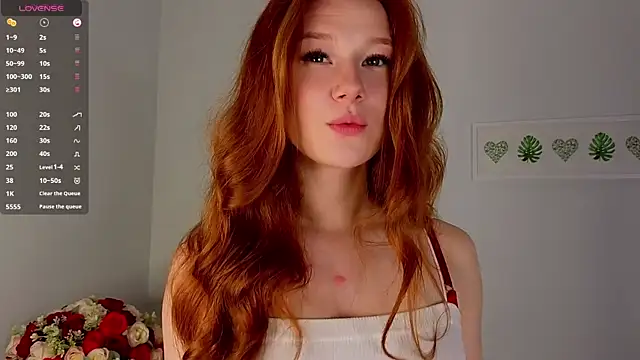 Juuulia  online show from 9, 7, 2026