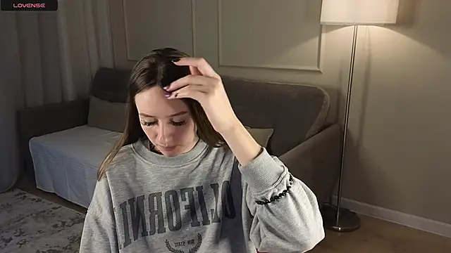 cutienaughtygirl online show from 15, 10, 2025