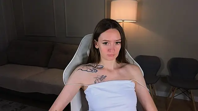 cutienaughtygirl online show from 29, 7, 2026