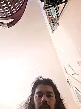 Snapshot of MeTazty294 chatting on 28, 9, 2025 MeTazty294 online show from 28, 9, 2025