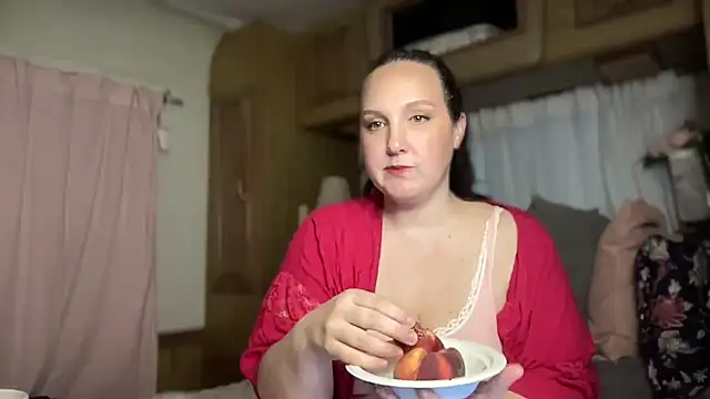 Snapshot of Just_Trudy chatting on 14, 9, 2025 Just Trudy online show from 14, 9, 2025