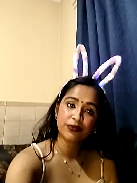 cute indianxo online show from 30, 4, 2026