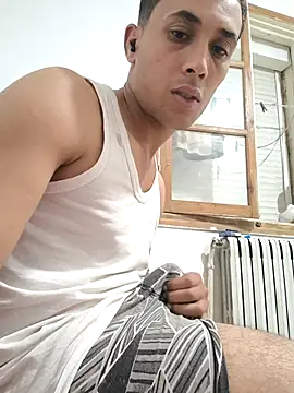 Snapshot of Naymik911 chatting on 1, 11, 2025 Naymik911 online show from 1, 11, 2025