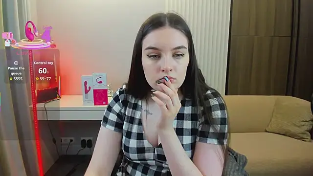 Snapshot of _Shy_Jenny_ chatting on 17, 12, 2025 Shy Jenny online show from 17, 12, 2025