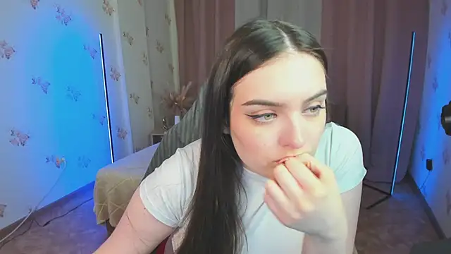  Shy Jenny  online show from 17, 5, 2026