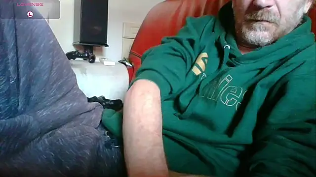 Snapshot of Vrenico-SC chatting on 5, 10, 2025 Vrenico-SC online show from 5, 10, 2025