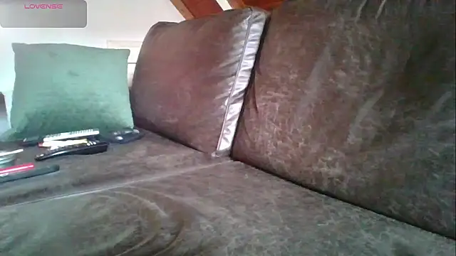 Snapshot of Vrenico-SC chatting on 21, 10, 2025 Vrenico-SC online show from 21, 10, 2025