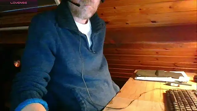 Snapshot of Vrenico-SC chatting on 24, 10, 2025 Vrenico-SC online show from 24, 10, 2025