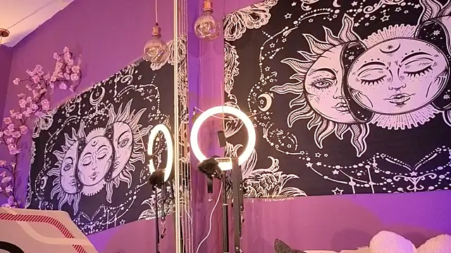 Gaia Gatex online show from 7, 3, 2026