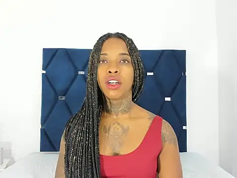 Pauline Fox online show from 7, 10, 2025