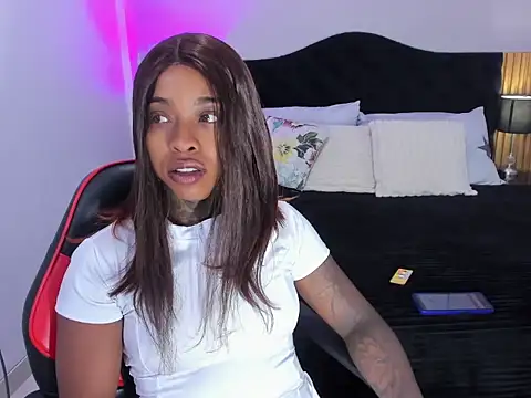 Pauline Fox online show from 15, 3, 2026