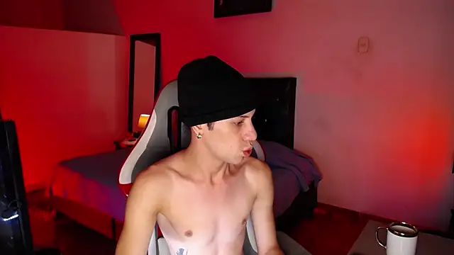 Snapshot of santiago_cutex chatting on 25, 7, 2026 santiago cutex online show from 25, 7, 2026