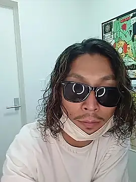 Snapshot of specialz0831 chatting on 28, 10, 2025 specialz0831 online show from 28, 10, 2025