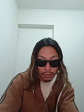 Snapshot of specialz0831 chatting on 23, 4, 2026 specialz0831 online show from 23, 4, 2026