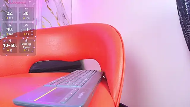 Snapshot of Mhiaa_Sweet chatting on 14, 1, 2026 Mhiaa Sweet online show from 14, 1, 2026