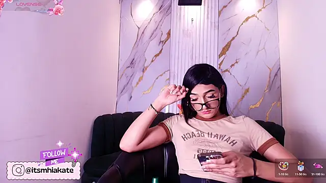 Snapshot of Mhiaa_Sweet chatting on 7, 5, 2026 Mhiaa Sweet online show from 7, 5, 2026