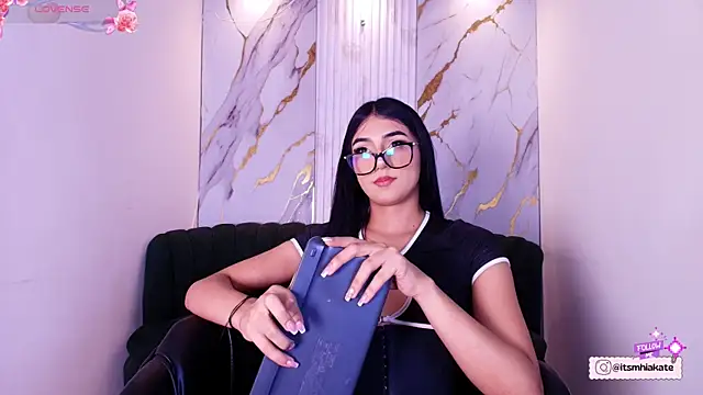 Snapshot of Mhiaa_Sweet chatting on 11, 5, 2026 Mhiaa Sweet online show from 11, 5, 2026