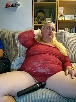 Snapshot of Luscious-LucyXX chatting on 25, 7, 2026 Luscious-LucyXX online show from 25, 7, 2026
