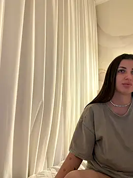 Snapshot of TiffaNoel chatting on 29, 11, 2025 TiffaNoel online show from 29, 11, 2025