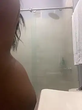 Dakotaferreti online show from 24, 10, 2025