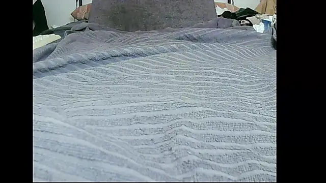 Snapshot of santinini2 chatting on 12, 9, 2025 santinini2 online show from 12, 9, 2025