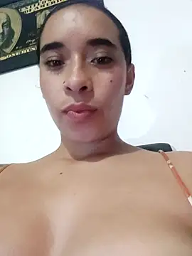 Valenn fernandez online show from 5, 5, 2026