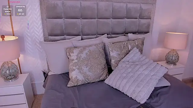 Snapshot of lucianacohelo chatting on 4, 11, 2025 lucianacohelo online show from 4, 11, 2025