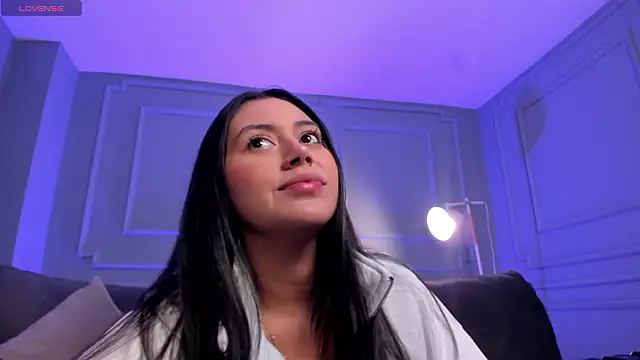 AmbarJames  online show from 3, 2, 2026