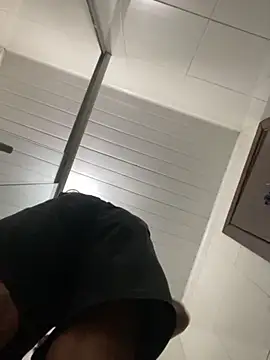 Snapshot of PIROCAGG21 chatting on 1, 11, 2025 PIROCAGG21 online show from 1, 11, 2025