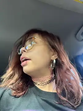 moan4mona online show from 9, 7, 2026