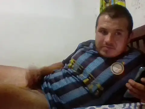 Snapshot of santiii___12 chatting on 9, 1, 2026 santiii 12 online show from 9, 1, 2026