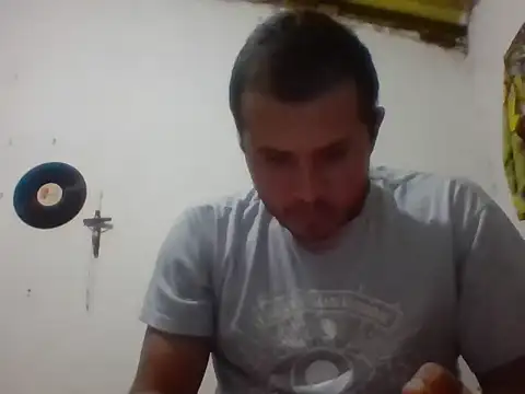 Snapshot of santiii___12 chatting on 14, 1, 2026 santiii 12 online show from 14, 1, 2026