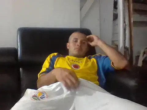 Snapshot of santiii___12 chatting on 19, 3, 2026 santiii 12 online show from 19, 3, 2026