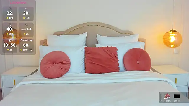 Snapshot of MilaMour chatting on 27, 10, 2025 MilaMour online show from 27, 10, 2025