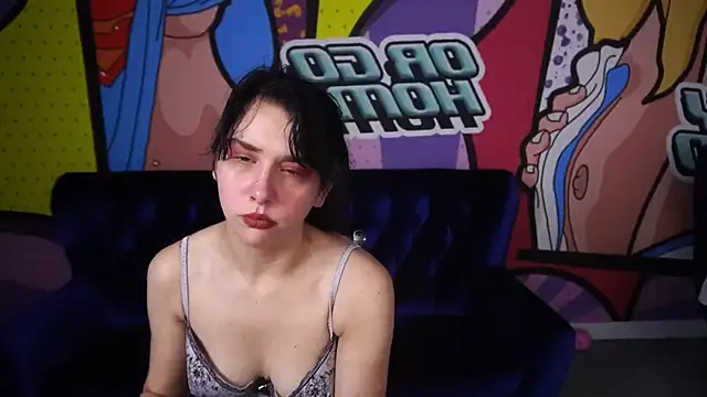 LiviaShy online show from 4, 12, 2025