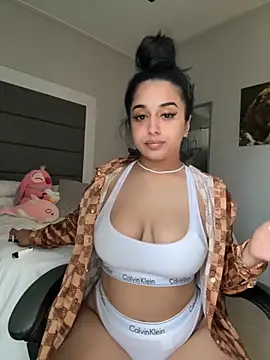 LilMisIndianx online show from 1, 2, 2026