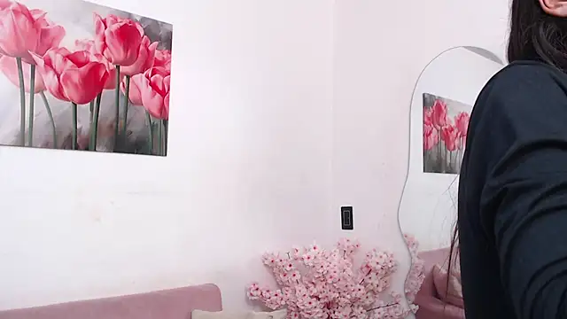pinky f00x online show from 8, 5, 2026