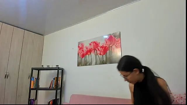 pinky f00x online show from 6, 7, 2026