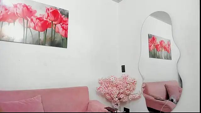 pinky f00x online show from 7, 7, 2026