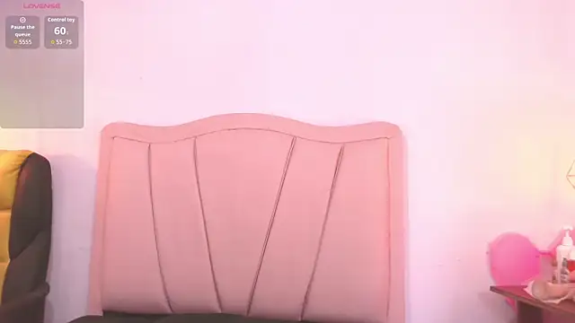 liz7skinny online show from 12, 2, 2026