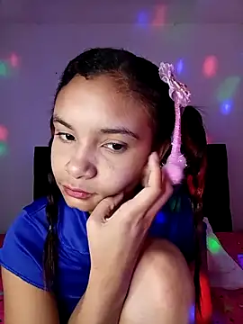 liz7skinny online show from 24, 4, 2026