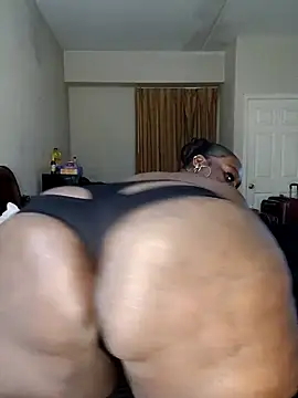 Thickkemzz41 online show from 30, 10, 2025