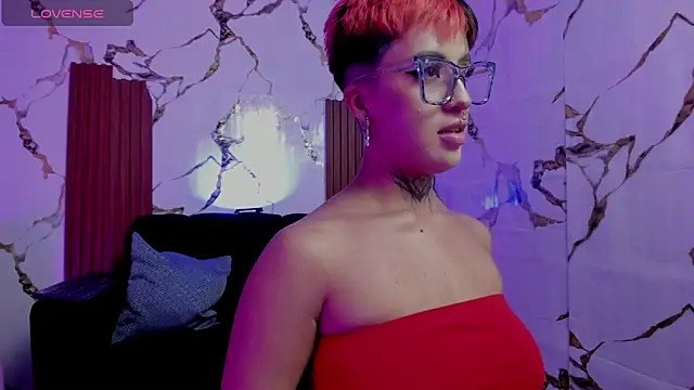 Snapshot of Rebeka-baker chatting on 24, 9, 2025 Rebeka-baker online show from 24, 9, 2025