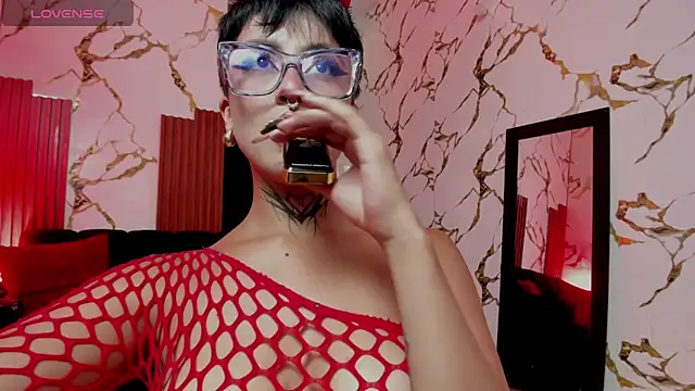 Snapshot of Rebeka-baker chatting on 15, 10, 2025 Rebeka-baker online show from 15, 10, 2025