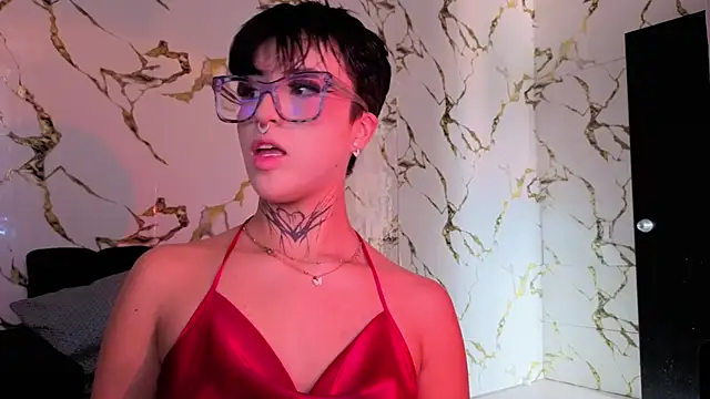 Snapshot of Rebeka-baker chatting on 17, 12, 2025 Rebeka-baker online show from 17, 12, 2025